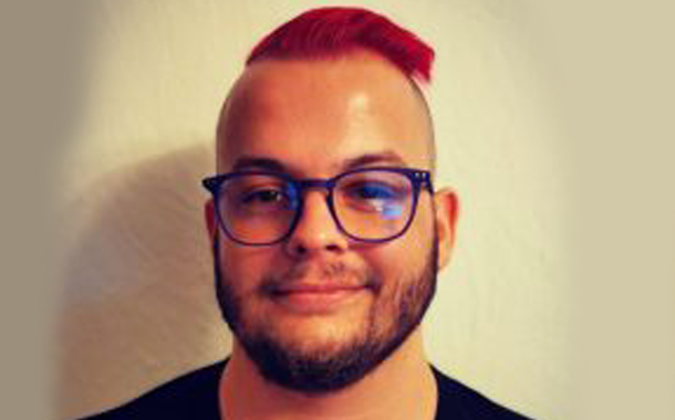 Image default