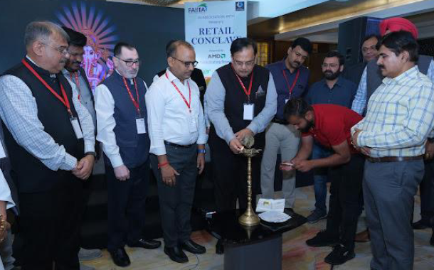 Distinguished guests and top office bearers of FAIITA at the inauguration of the event.