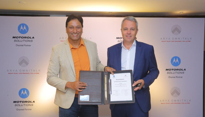 Paresh Shetty (left), CEO, Arya Omnitalk and Martin Chappel (right), MSSSI Vice President & Director of Sales – APAC Channel Sales at the partnership announcement in New Delhi today.