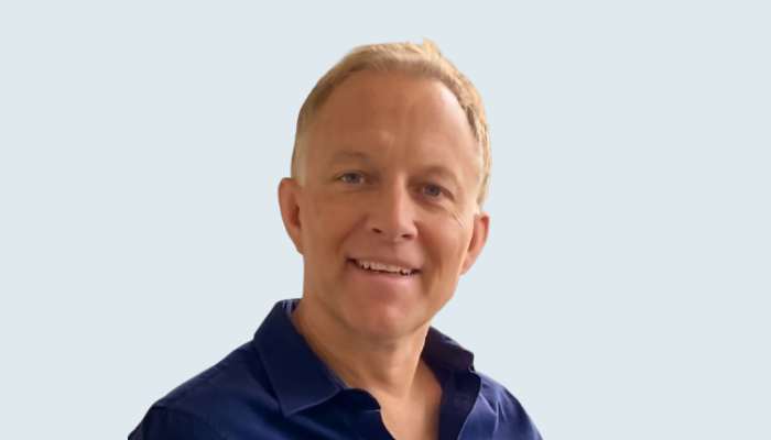 Simon Taylor, vice president of Global Channel and Alliances at Azul.